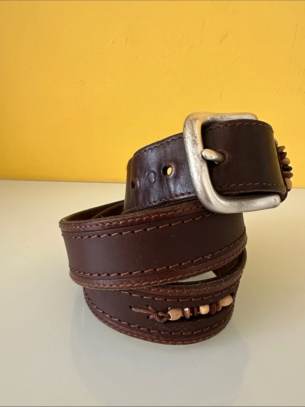 Vintage Solid Brass Buckle Men's Brown Leather Belt with Wooden Beads 32 in